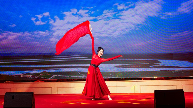 14.燈火里的中國.jpg